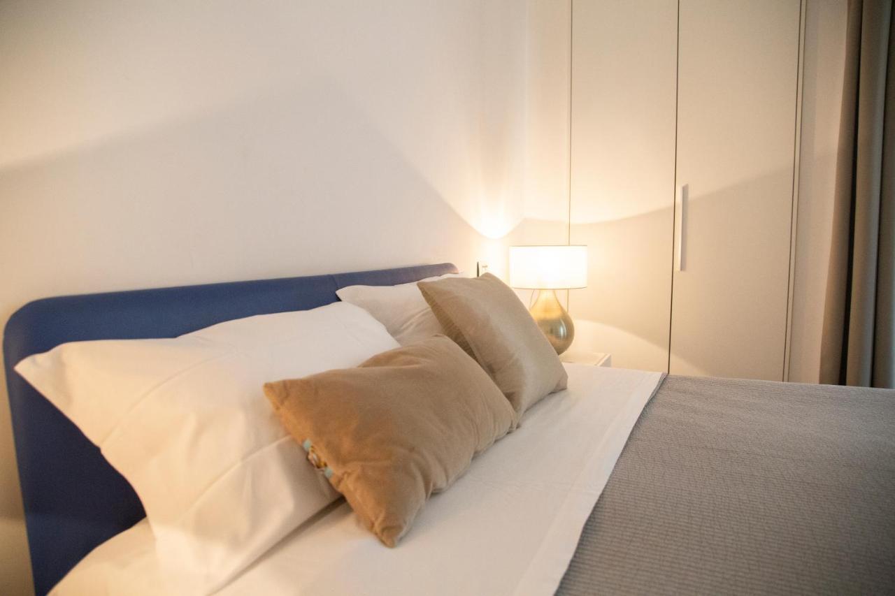 Santo Stefano Raro Rooms Collection Brindisi Exterior photo