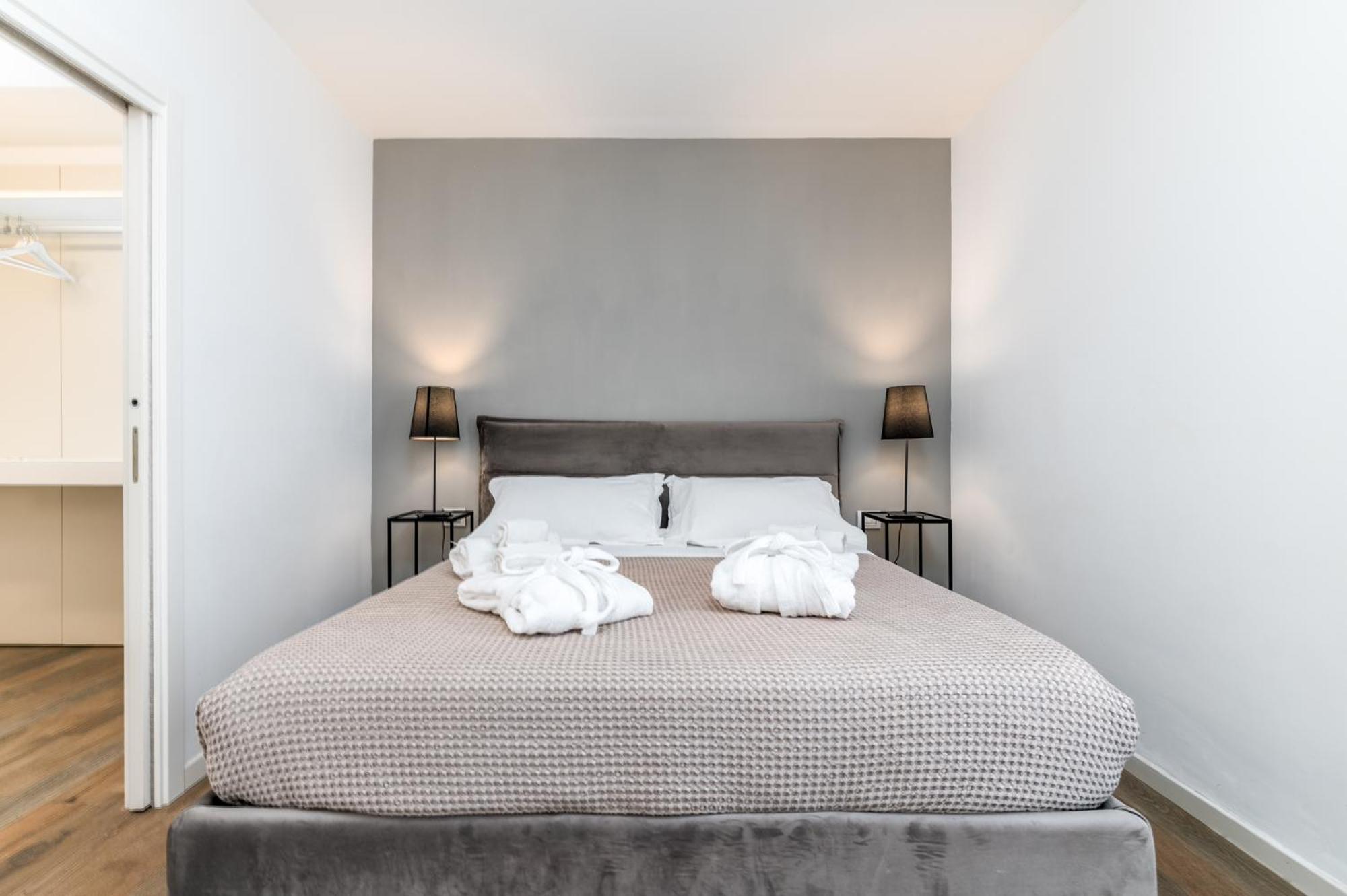 Santo Stefano Raro Rooms Collection Brindisi Exterior photo