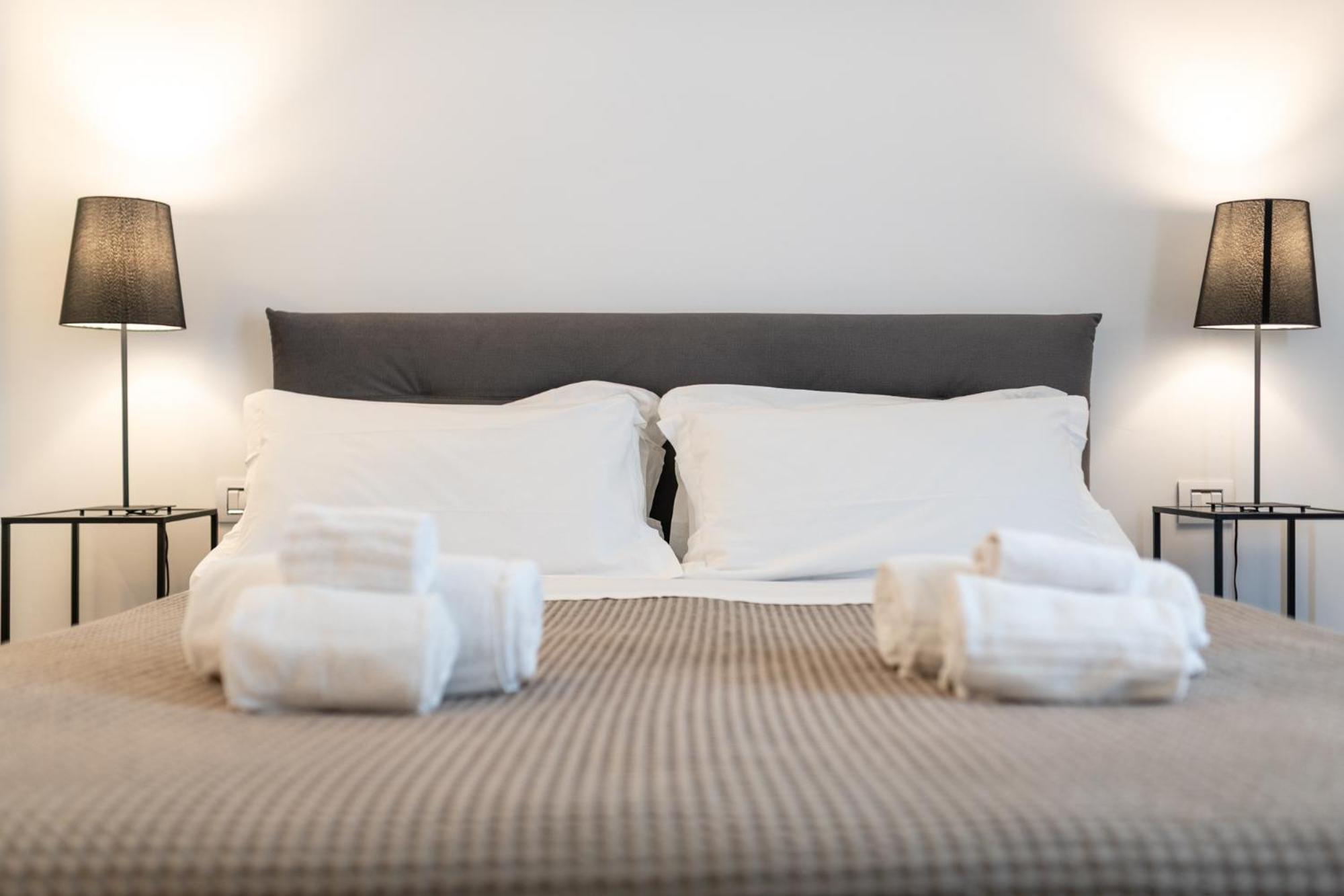 Santo Stefano Raro Rooms Collection Brindisi Exterior photo