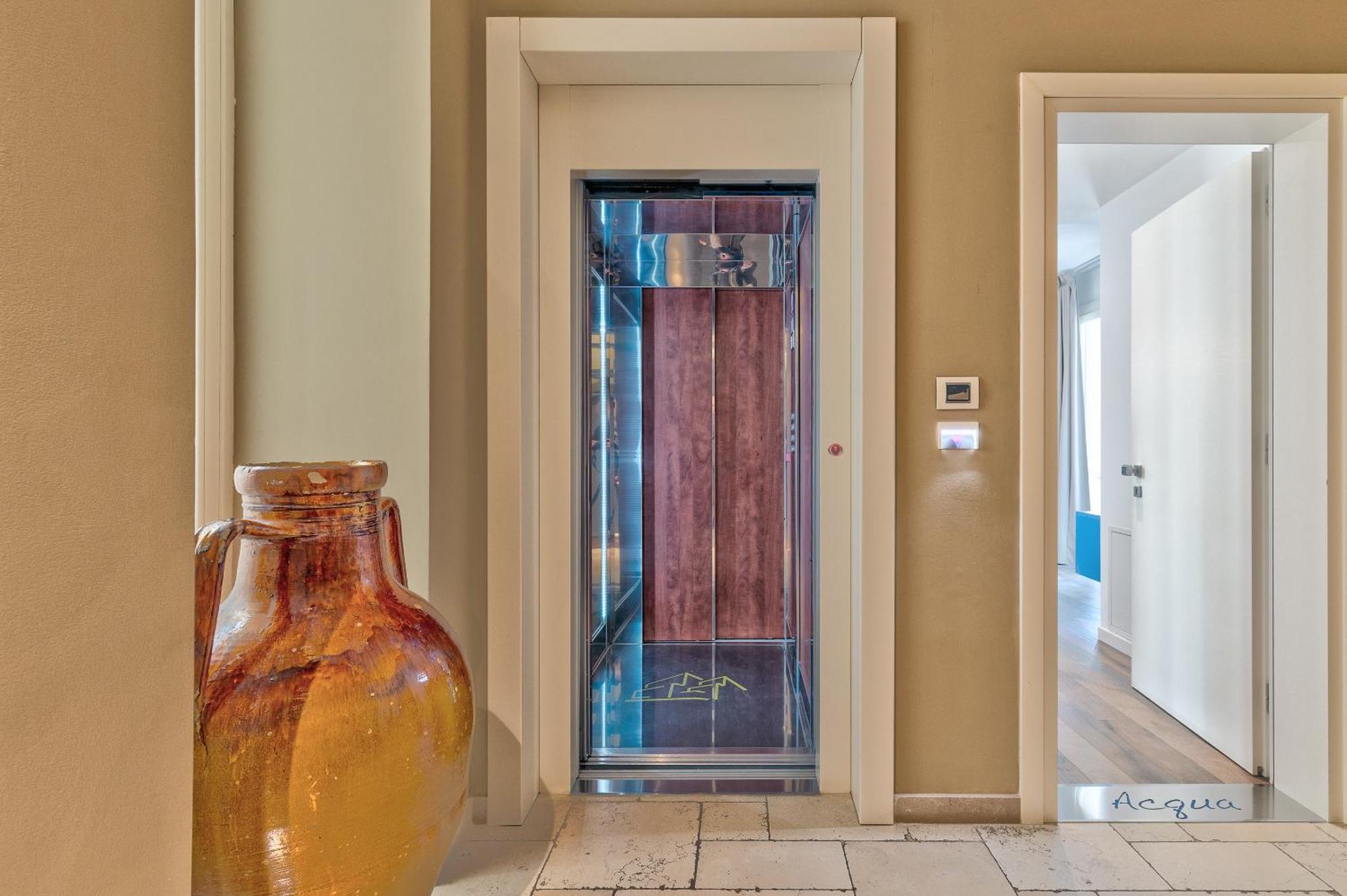 Santo Stefano Raro Rooms Collection Brindisi Exterior photo
